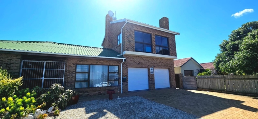 3 Bedroom Property for Sale in Kleinbaai Western Cape